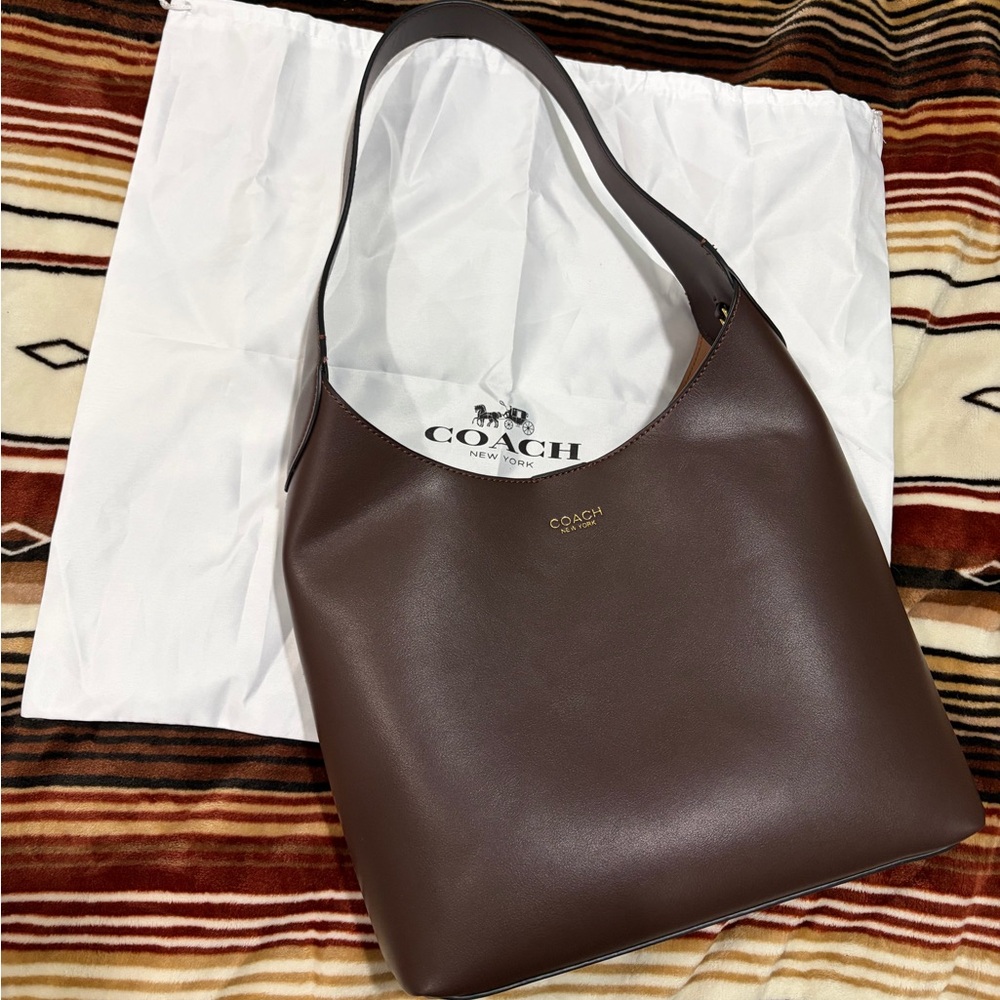 Coach Brooklyn Shoulder Bag 28 - BrassMaple like new with Dust Bag never used